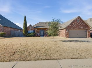 14556 Courtney Ln, Glenpool, OK 74033