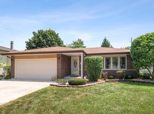 16725 Oleander Ave, Tinley Park, IL 60477