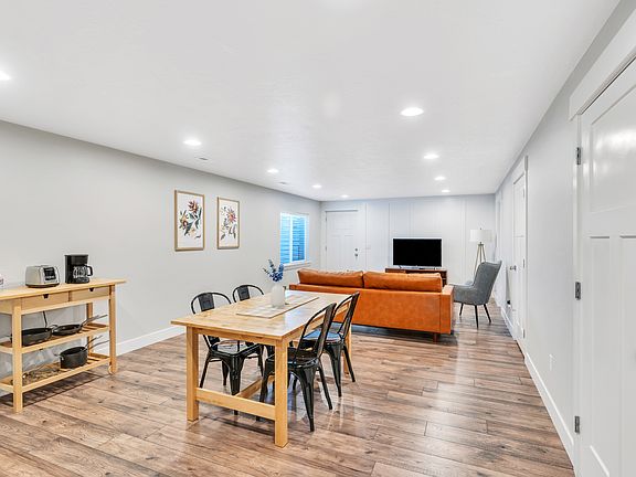 2nd image of 52 S Serrata Ln #B