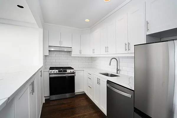 Kitchen, photo 1