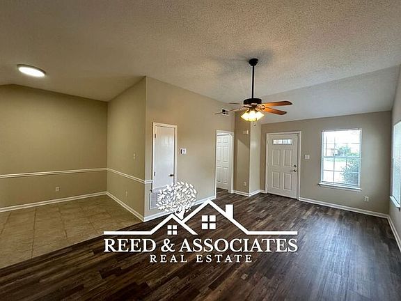 2nd image of 4150 Meadow Park Cv