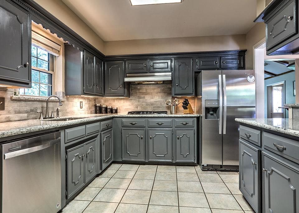 1st image of 5715 Bermuda Dunes Dr