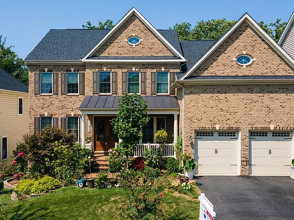 2nd image of 11859 Peppervine Dr