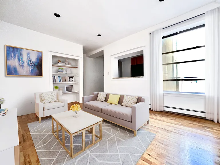 169 Manhattan Ave #5A — Photo 2