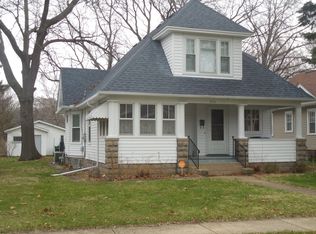 1428 Jackson St, Rockford, IL