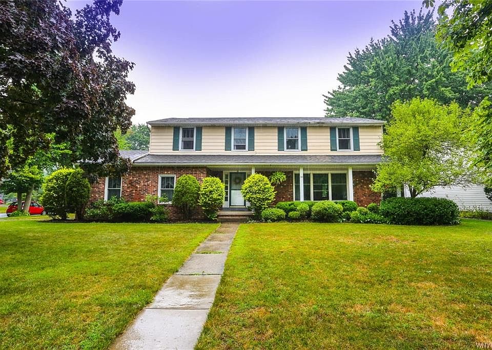 1st image of 59 Chaumont Dr