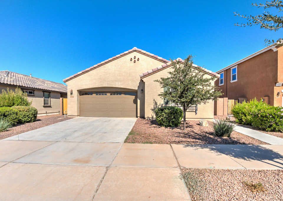 1st image of 21136 E Creekside Dr