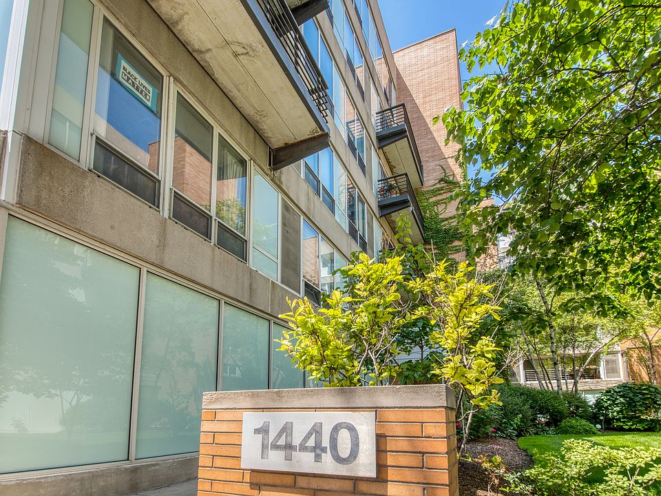1st image of 1440 S Michigan Ave APT 214