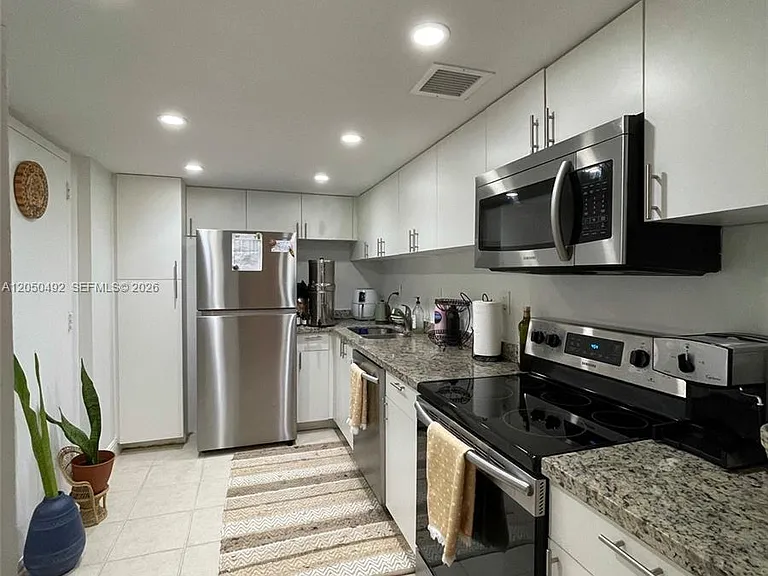 1800 Sans Souci Blvd #206 — Photo 2