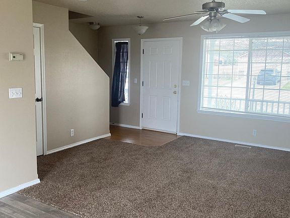 2nd image of 2112 Pinyon Peak Dr