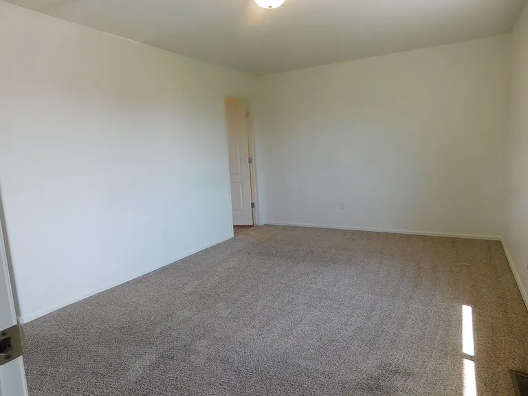 2464 Ajay Ave — Photo 9