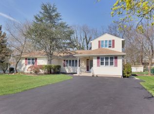 1135 Avrum Dr, Toms River, NJ 08753