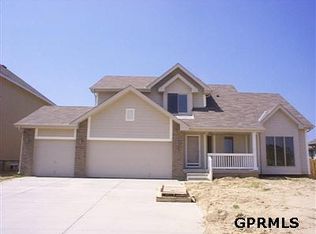 8112 N 164th St, Omaha, NE 68164