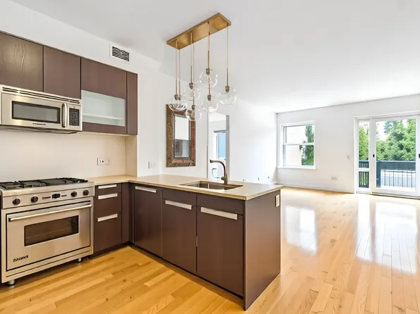 454 West 54th Street 3M image 2 of 10