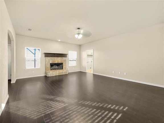 3rd image of 3155 Gunsmoke Dr