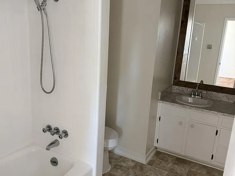 2320 Grangeway Rd — Photo 24