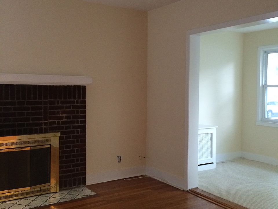 1st image of 76 Lake Ave #1