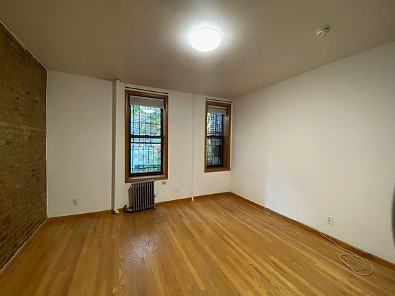 3rd image of 702 Washington Ave #C