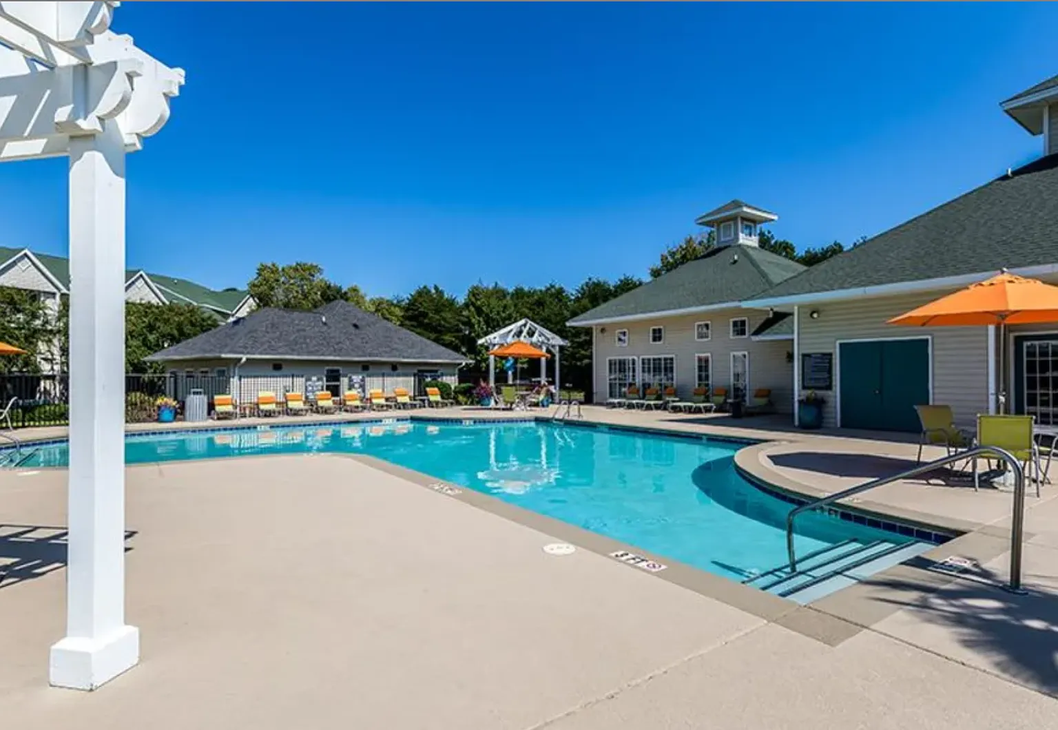 Acasa Willowbrook Apartments — Photo 2