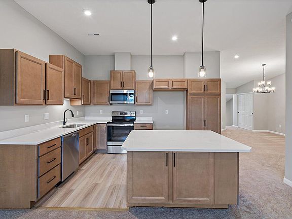 3rd image of 7775 Devonshire Dr #34-302