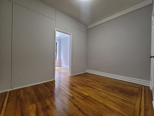 3rd image of 330 E 54th St APT 4b
