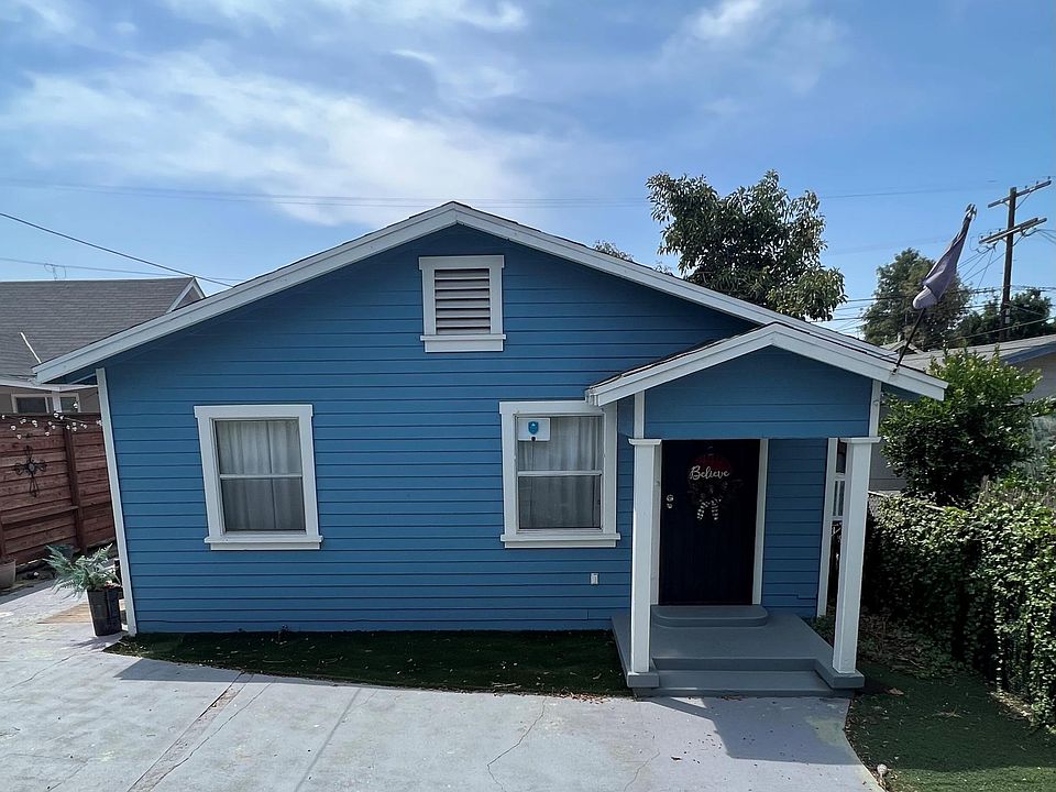 1st image of 206 W 47th St