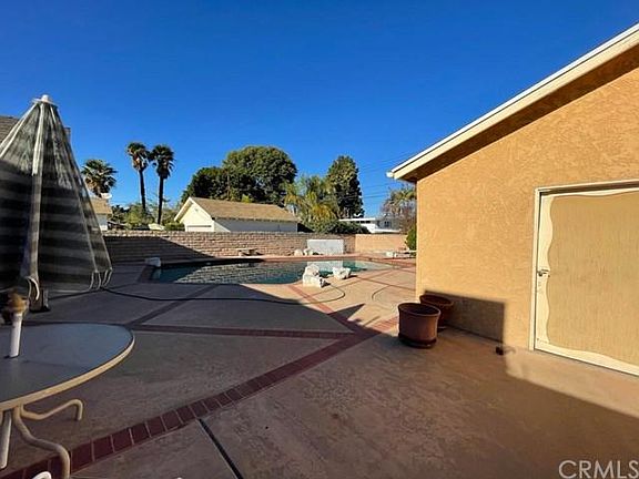 5th image of 10802 Kane Ave