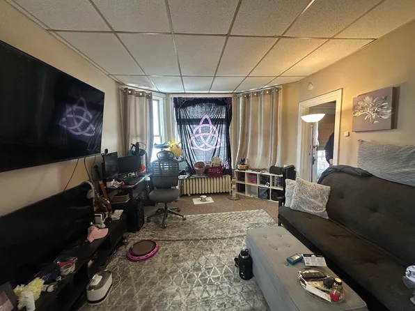 632 E 3rd St, Duluth, MN