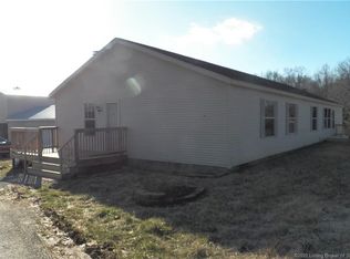 4755 Skylar Ln SE, Elizabeth, IN 47117