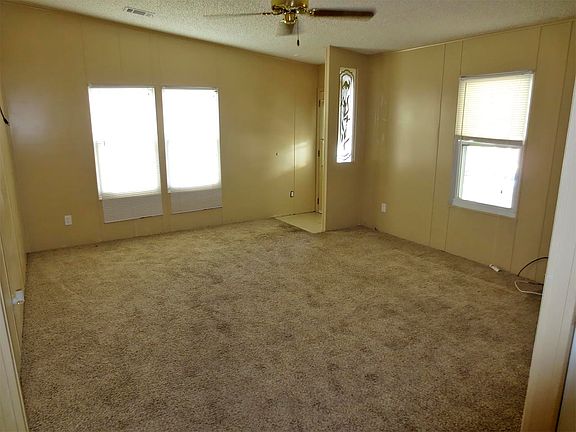 3rd image of 2349 Parkland Dr #259