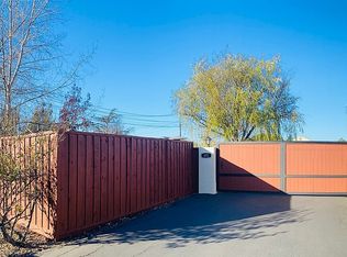 875 Yuba Dr, Santa Rosa, CA 95407