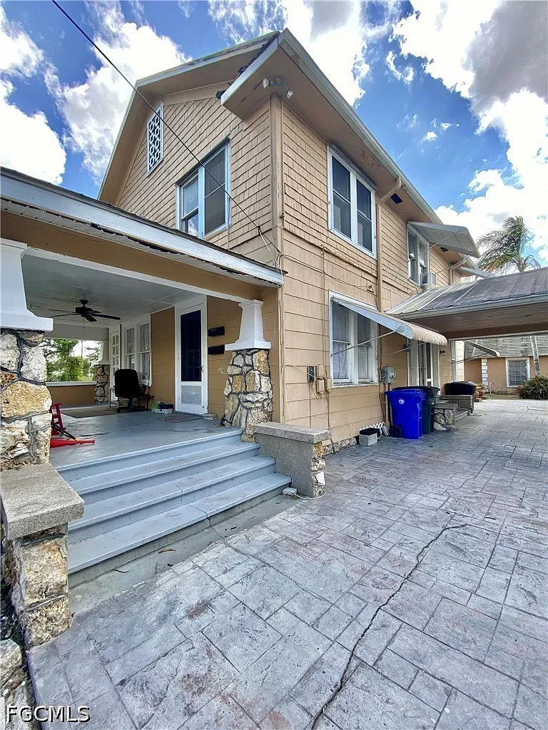 1 bed, 1.0 bath, 800 sqft, $900 — Photo 3