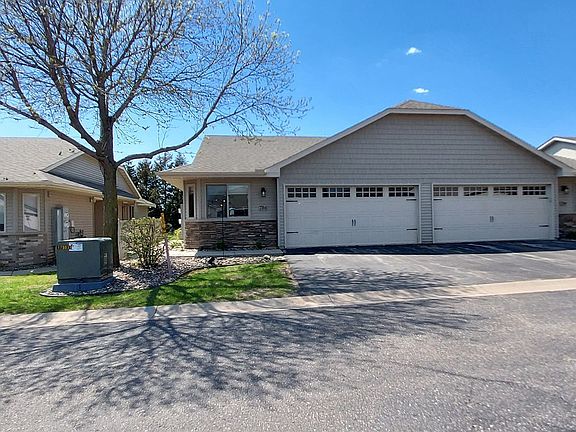 2nd image of 786 Plum Tree Ln