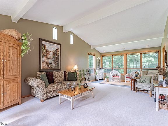 5th image of 8515 Scenicridge Ave NW