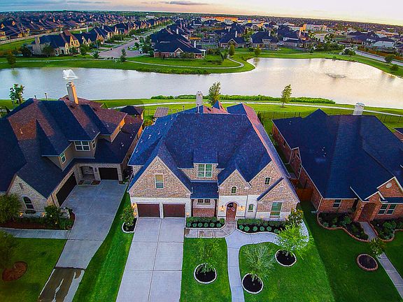 2nd image of 2722 Carlson Manor Dr