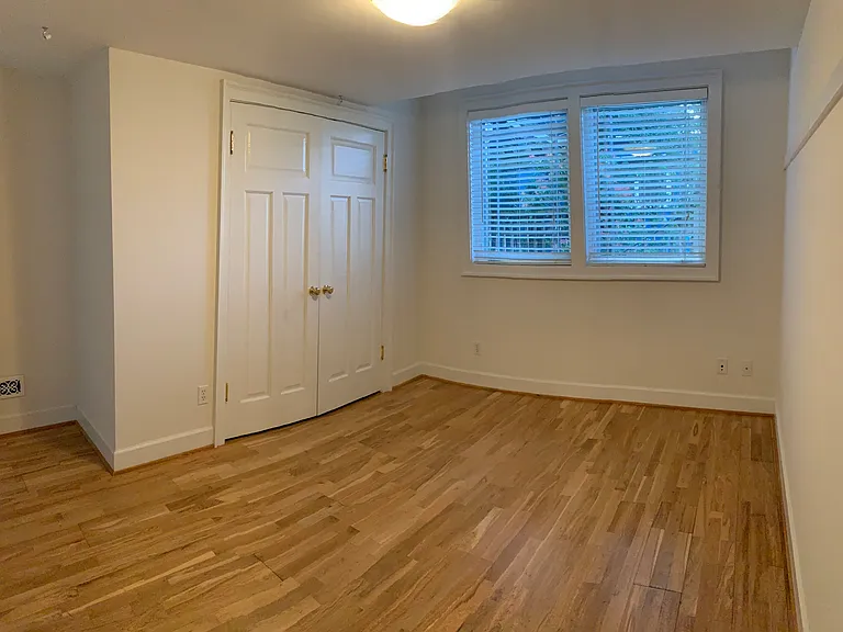 1018 E Shelby St — Photo 5