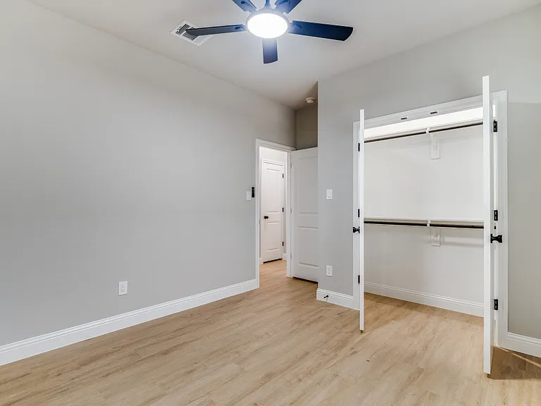 2707 Brazos River Dr — Photo 18