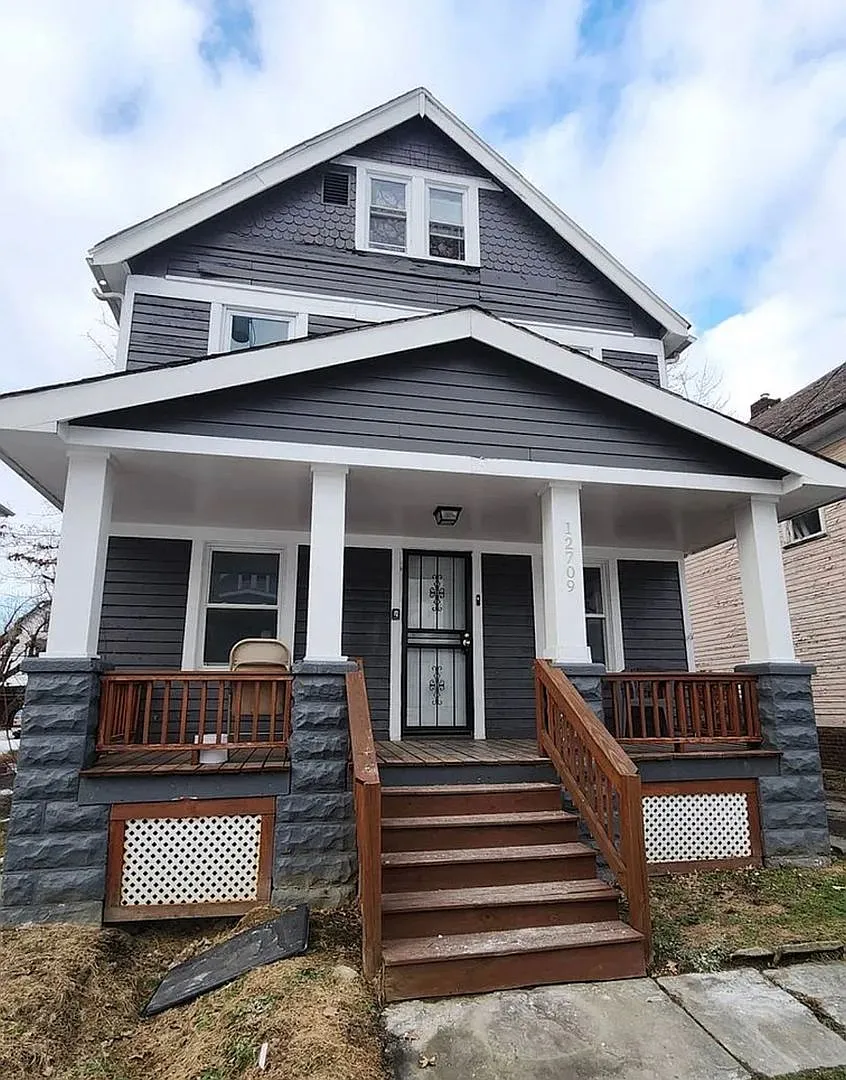 Parkhill12709 — Photo 1