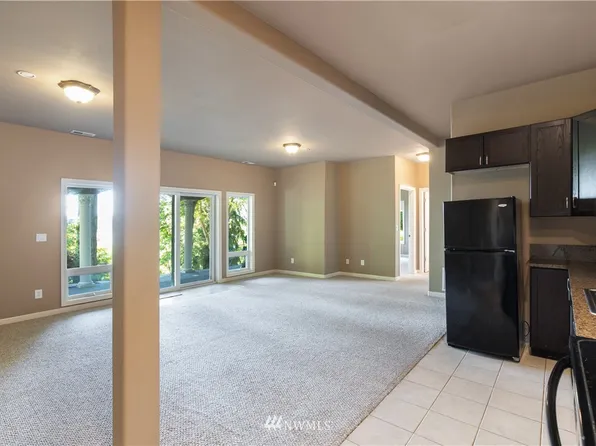 (undisclosed Address), Sammamish, WA 98074