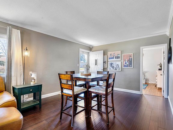 5th image of 133 Johns Dr