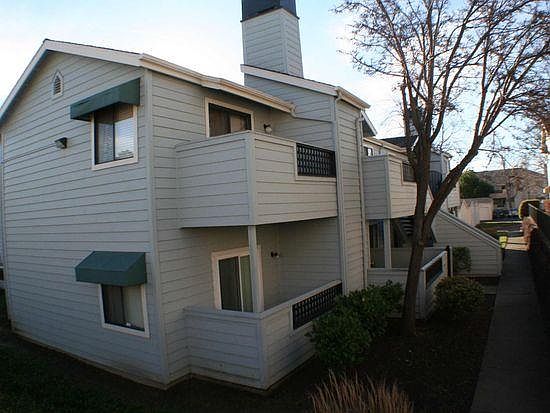 1st image of 1201 Glen Cove Pkwy APT 516