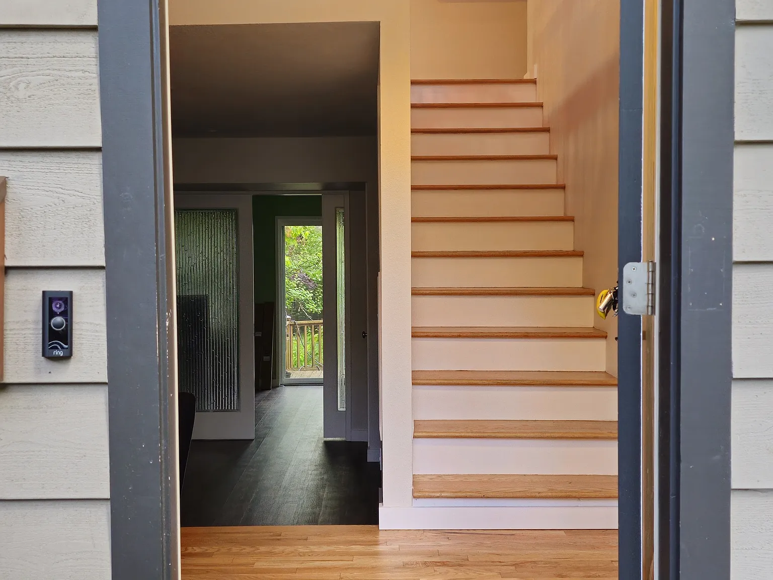 4 bed, 1749 sqft, $950 — Photo 2