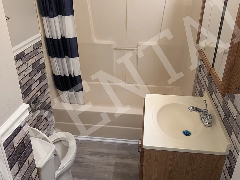 742 S Obrien St — Photo 6