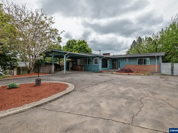 900 Fairview Ave SE, Salem, OR 97302