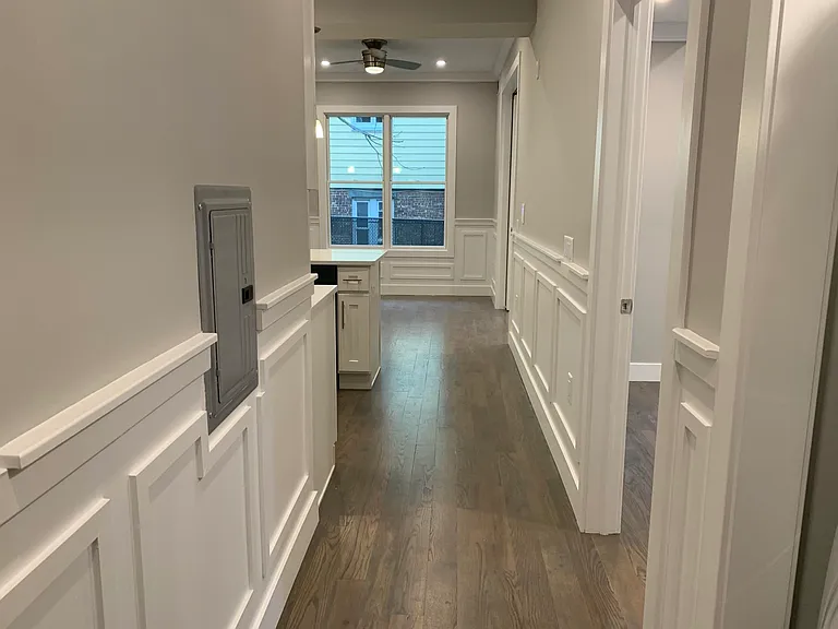 1004 Summit Ave #102 — Photo 6