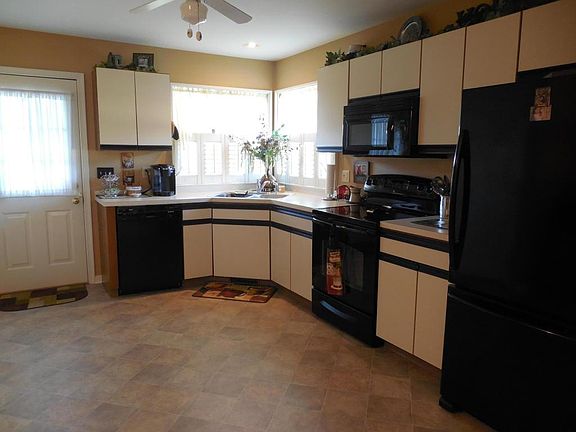 4th image of 631 Crestgate Pl