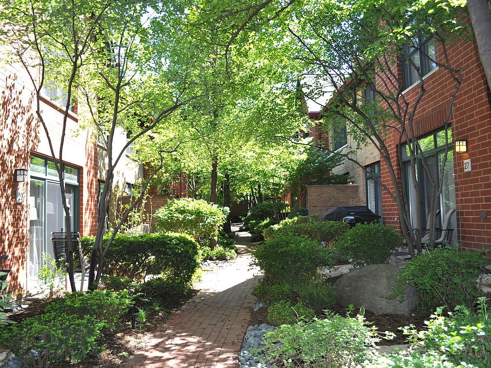 1st image of 1801 W Diversey Pkwy Unit 24