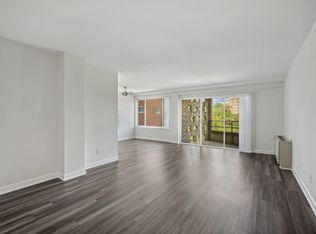 Wellington, Arlington, VA 22204