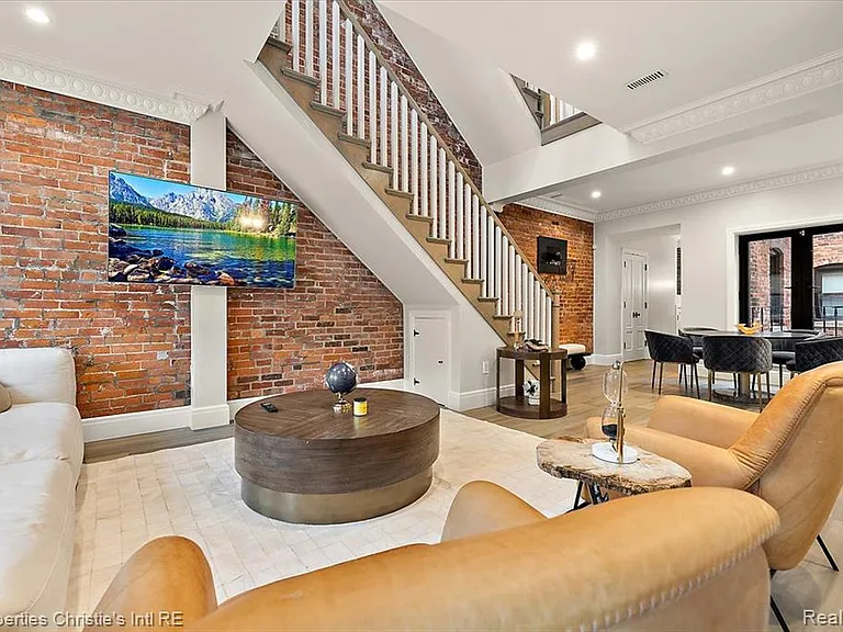 3412 John R St #A — Photo 7