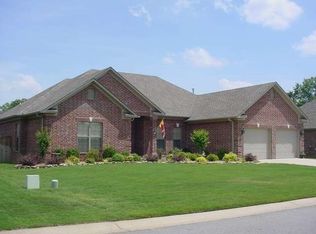 1210 Raymond Dr, Conway, AR 72034